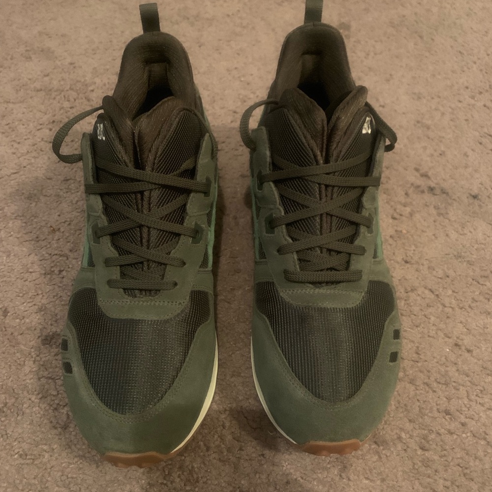 ASICS